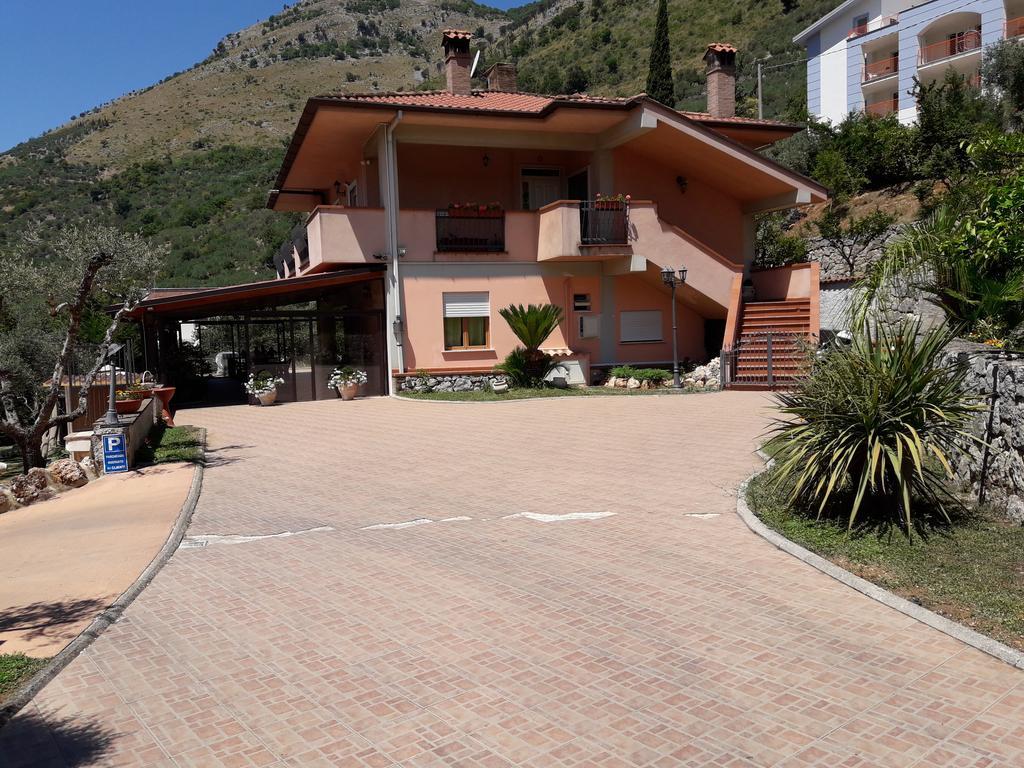 Solerosa Bed & Breakfast Fondi Exterior photo